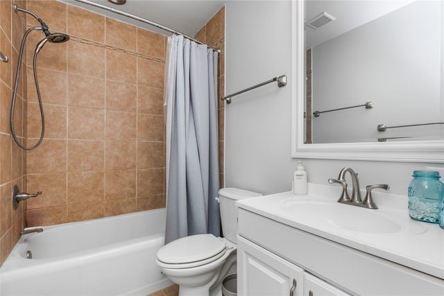 314 SE East Lawn Drive, Ankeny, IA 50021