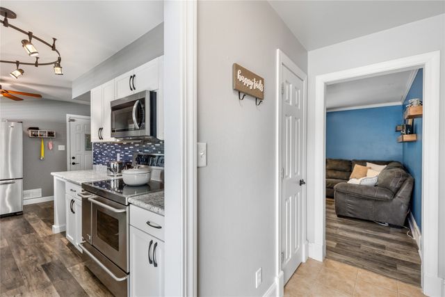 314 SE East Lawn Drive, Ankeny, IA 50021