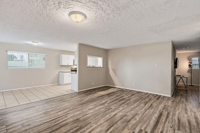 13000 Lomas Verdes Avenue NE, Albuquerque, NM 87123