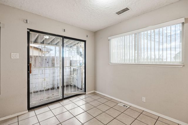 13000 Lomas Verdes Avenue NE, Albuquerque, NM 87123