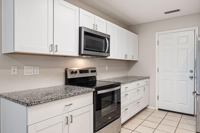 13000 Lomas Verdes Avenue NE, Albuquerque, NM 87123