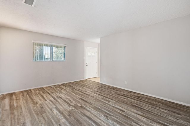 13000 Lomas Verdes Avenue NE, Albuquerque, NM 87123