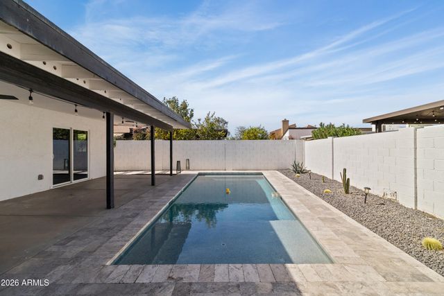 5508 E CAMBRIDGE Avenue, Phoenix, AZ 85008