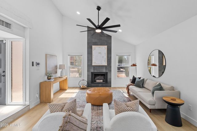 5508 E CAMBRIDGE Avenue, Phoenix, AZ 85008