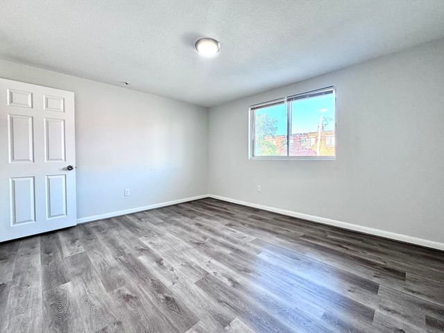 50-58 Walnut St 12, Waltham, MA 02453