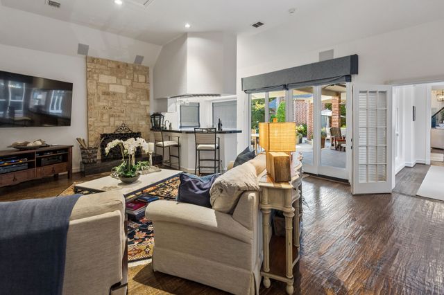 5900 Mcfarland Court, Plano, TX 75093