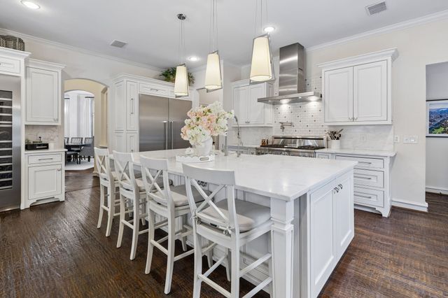 5900 Mcfarland Court, Plano, TX 75093