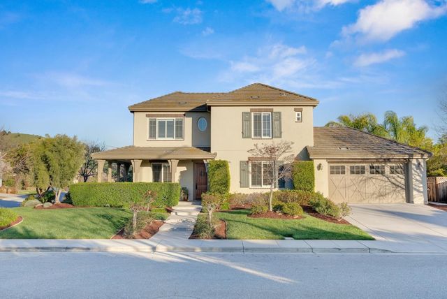 1680 Espana Way, Morgan Hill, CA 95037