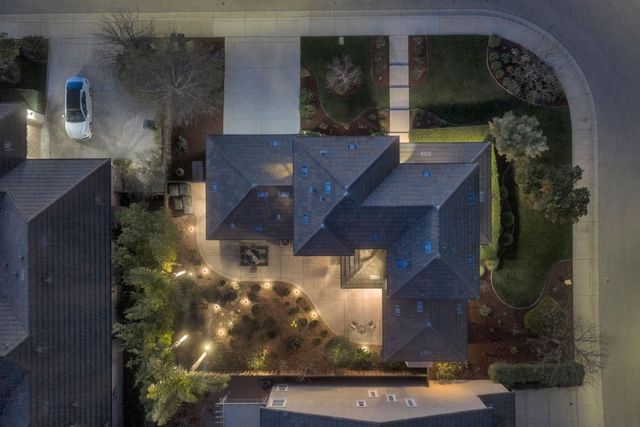 1680 Espana Way, Morgan Hill, CA 95037