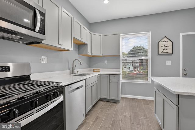 2719 RIGGS AVE, Baltimore, MD 21216