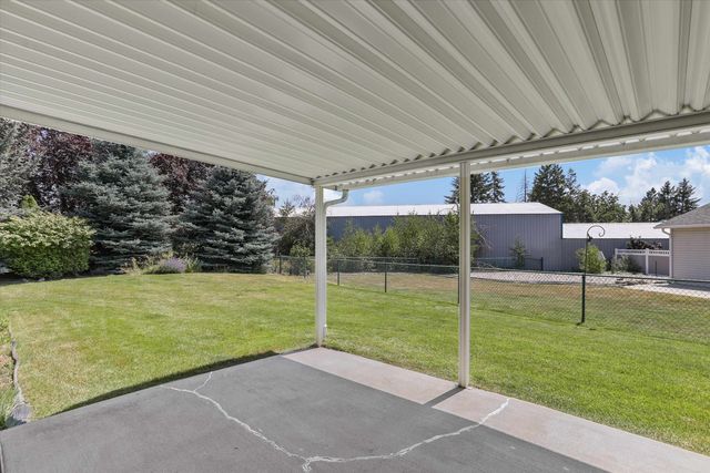 902 N Golden Ct, Medical Lake, WA 99022