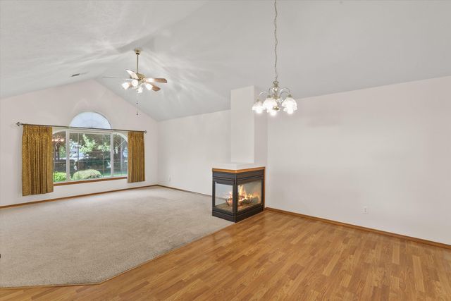 902 N Golden Ct, Medical Lake, WA 99022