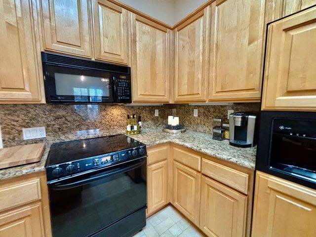 448 Gem Smith Pl, Folsom, CA 95630