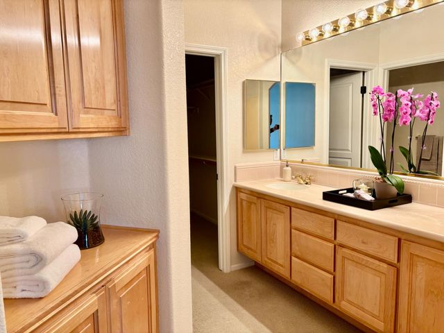 448 Gem Smith Pl, Folsom, CA 95630