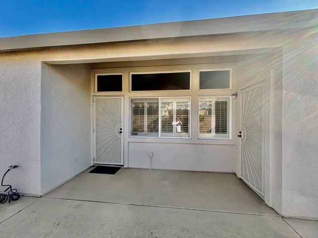 448 Gem Smith Pl, Folsom, CA 95630