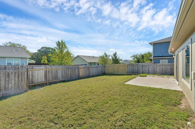 4665 Sunflower Slope, Manhattan, KS 66502