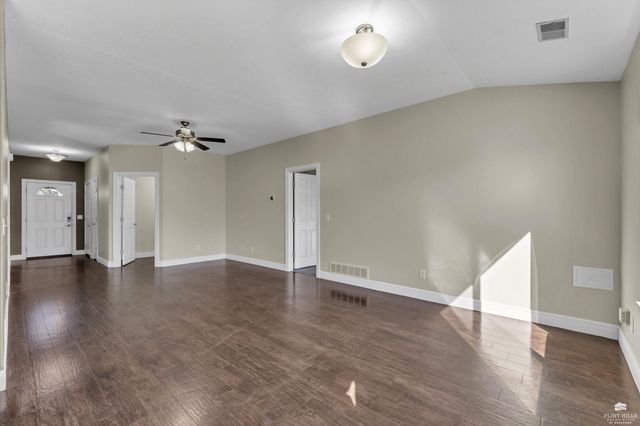 4665 Sunflower Slope, Manhattan, KS 66502