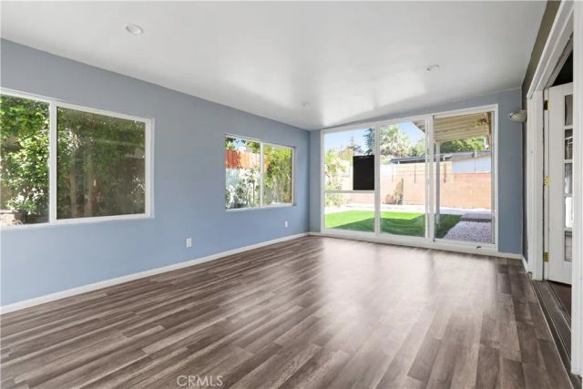 8011 Quartz Avenue, Winnetka, CA 91306