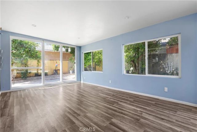 8011 Quartz Avenue, Winnetka, CA 91306