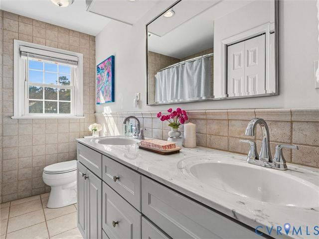 9215 Venetian Way, Henrico, VA 23229