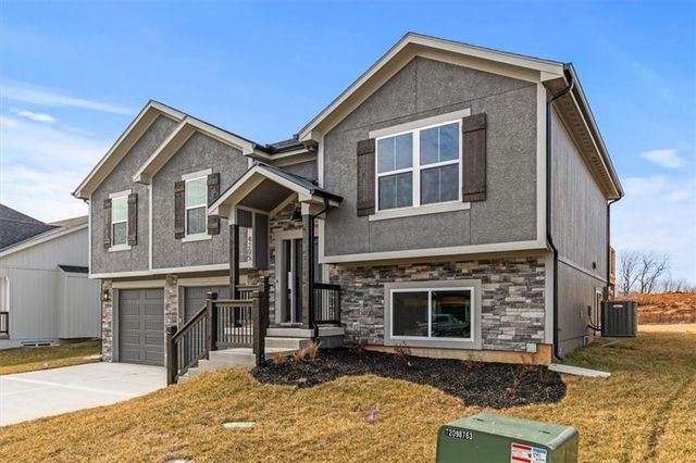 4205 SE Adams Drive, Blue Springs, MO 64014