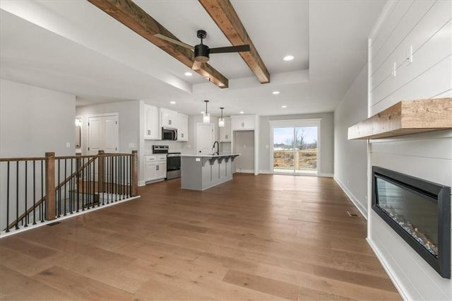 4205 SE Adams Drive, Blue Springs, MO 64014