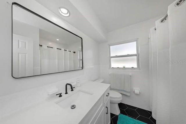 1579 ELIZABETH LANE, Clearwater, FL 33755