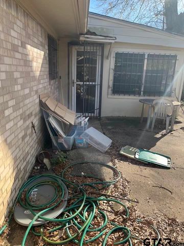 2806 N Glass Avenue, Tyler, TX 75702