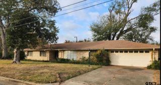 2806 N Glass Avenue, Tyler, TX 75702