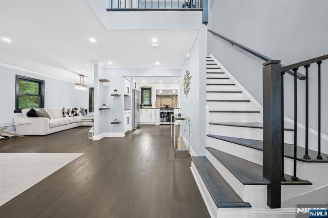 160 Grandview Avenue, Caldwell, NJ 07006