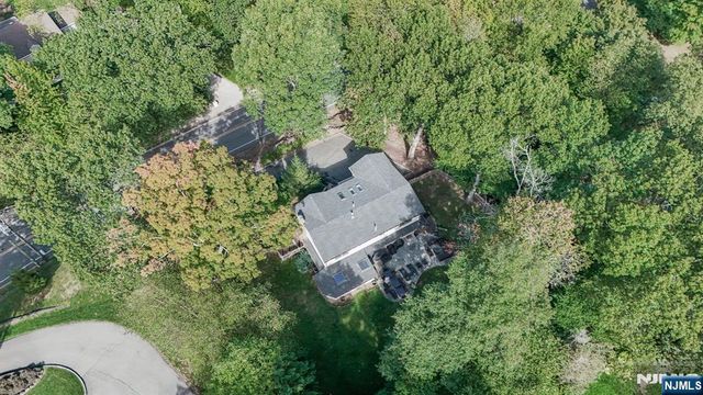 160 Grandview Avenue, Caldwell, NJ 07006