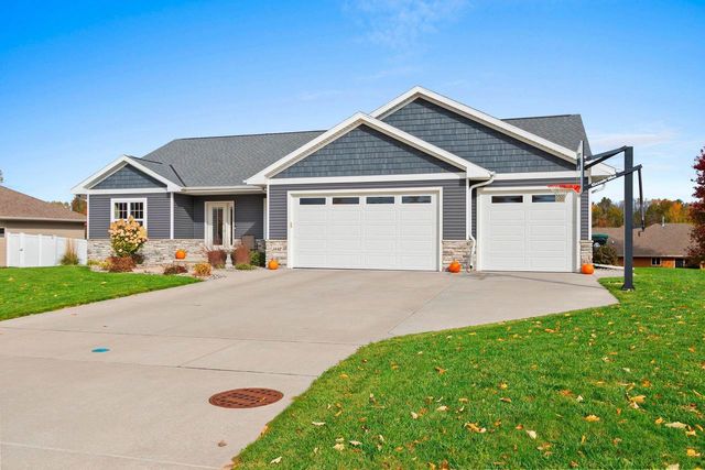 3442 LEEDS CASTLE DRIVE, Green Bay, WI 54313
