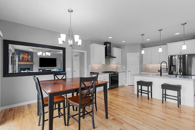 3442 LEEDS CASTLE DRIVE, Green Bay, WI 54313