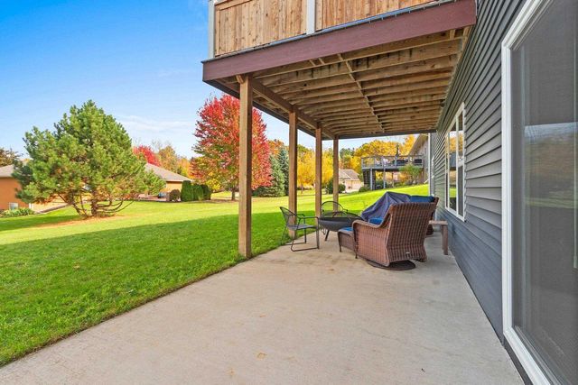 3442 LEEDS CASTLE DRIVE, Green Bay, WI 54313