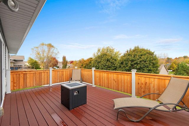 3442 LEEDS CASTLE DRIVE, Green Bay, WI 54313