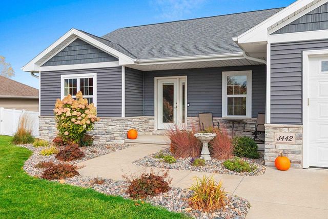 3442 LEEDS CASTLE DRIVE, Green Bay, WI 54313