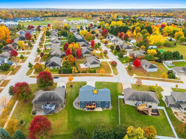 3442 LEEDS CASTLE DRIVE, Green Bay, WI 54313