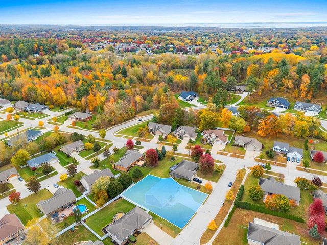 3442 LEEDS CASTLE DRIVE, Green Bay, WI 54313