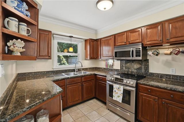 4137 Starwood ARCH, Virginia Beach, VA 23456