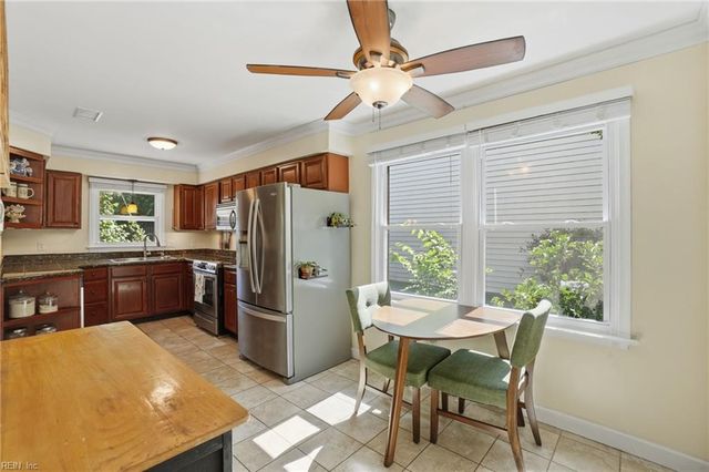 4137 Starwood ARCH, Virginia Beach, VA 23456