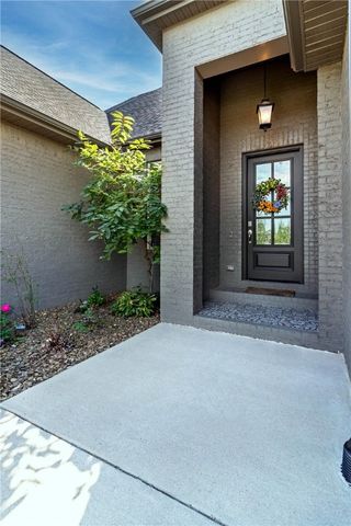 8201 La Casa Avenue, Springdale, AR 72762