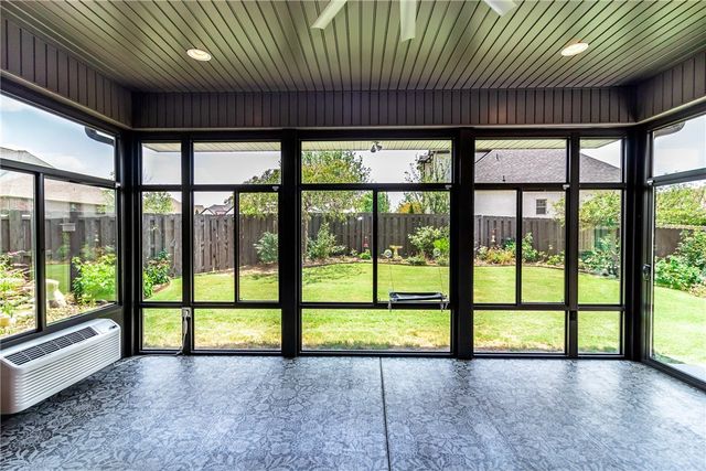 8201 La Casa Avenue, Springdale, AR 72762