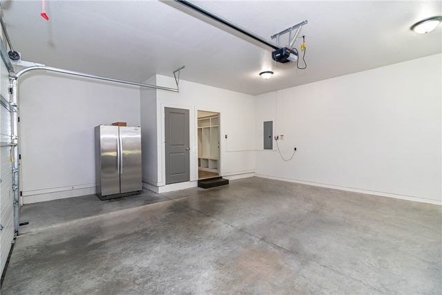 8201 La Casa Avenue, Springdale, AR 72762