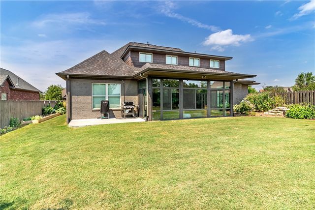 8201 La Casa Avenue, Springdale, AR 72762