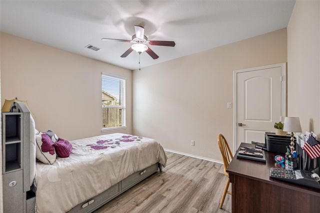 24426 N Newcastle Bay Trail, Spring, TX 77389