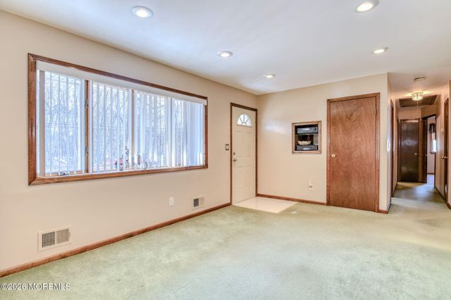 563 Indiero Road, Jackson, NJ 08527