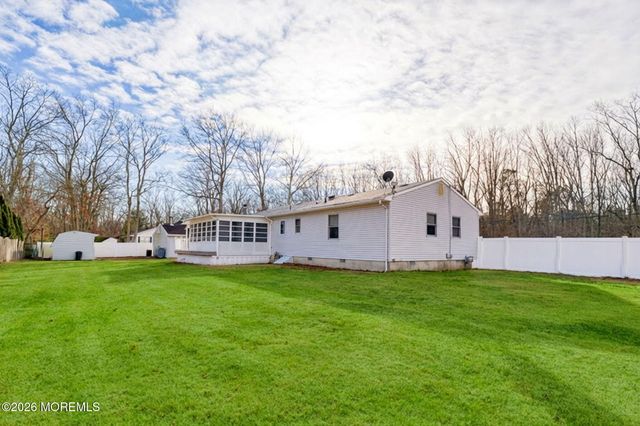 563 Indiero Road, Jackson, NJ 08527
