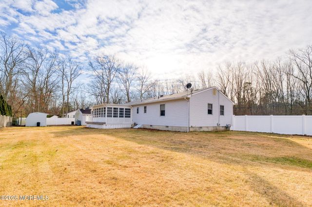 563 Indiero Road, Jackson, NJ 08527