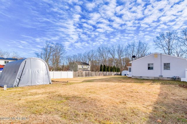 563 Indiero Road, Jackson, NJ 08527