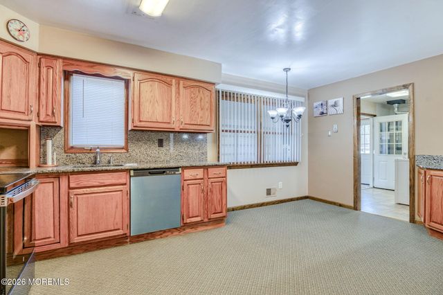 563 Indiero Road, Jackson, NJ 08527